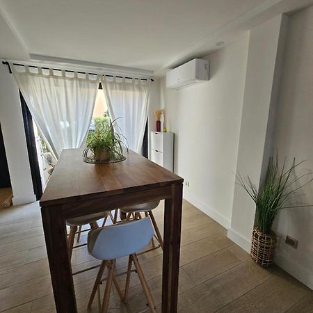 Tres Grand Deux Pieces Marines De Cogolin Apartment Exterior photo